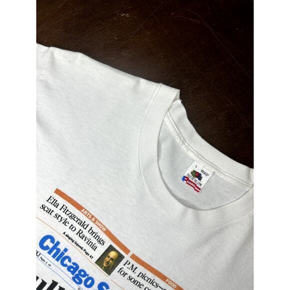 Vintage 90s NBA Championship Chicago Bulls Michael Jordan Newspaper Print Shirt - Picture 3 of 14